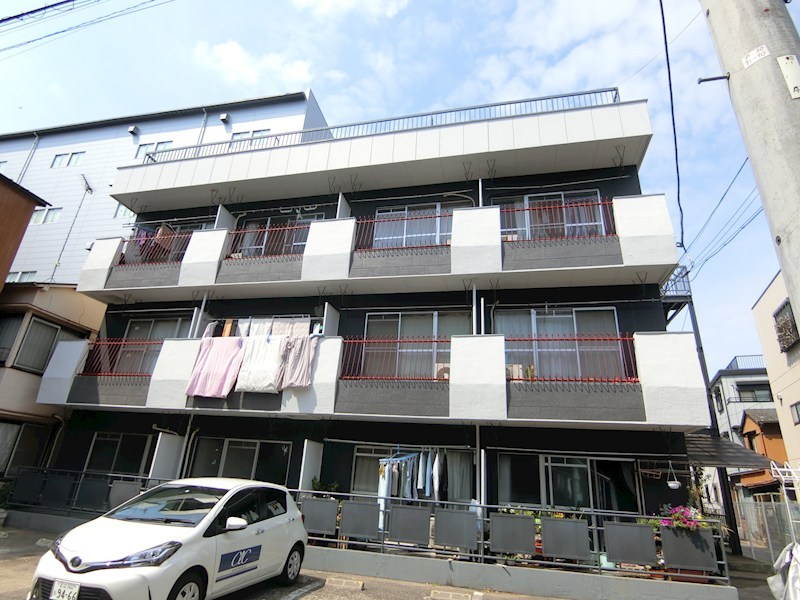 川出マンション 外観