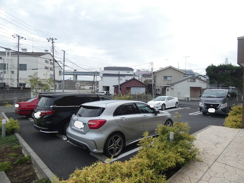 リリ・レア  その他10