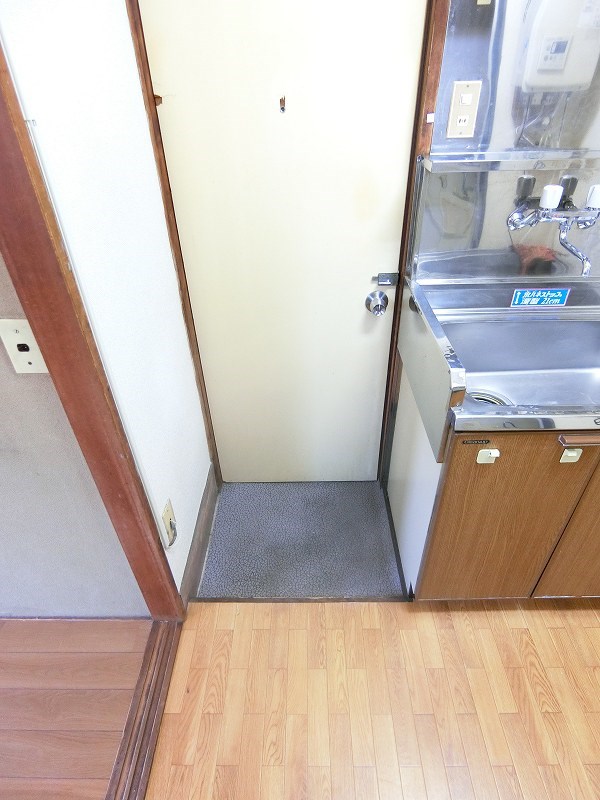 小島ビル 玄関