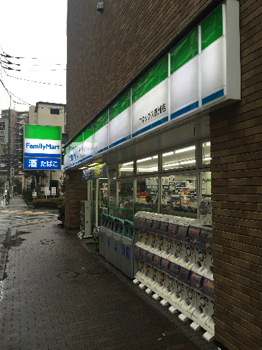 Ｓメゾン  コンビニ