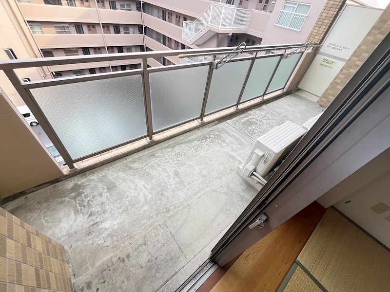 グランドパレス３７  ベランダ