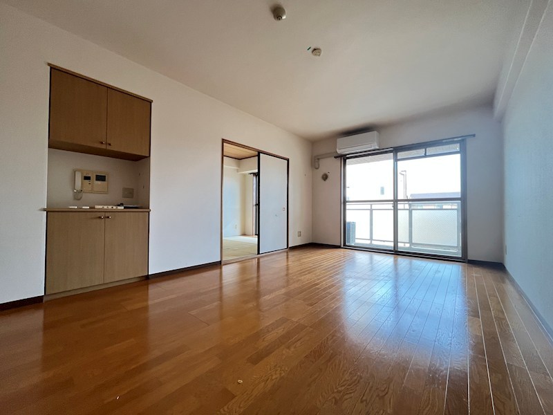 グランドパレス３７  リビング