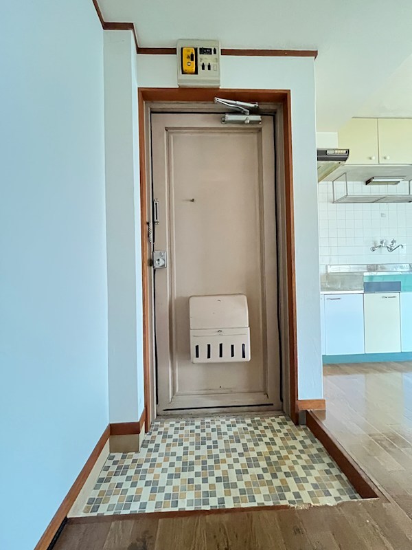 秀合ビルⅡ 玄関