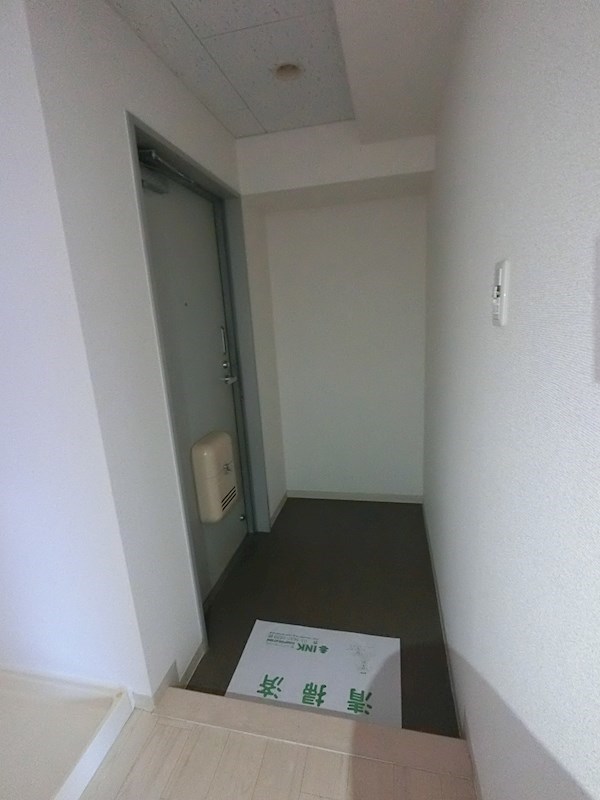 ホワイトコートⅢ 玄関