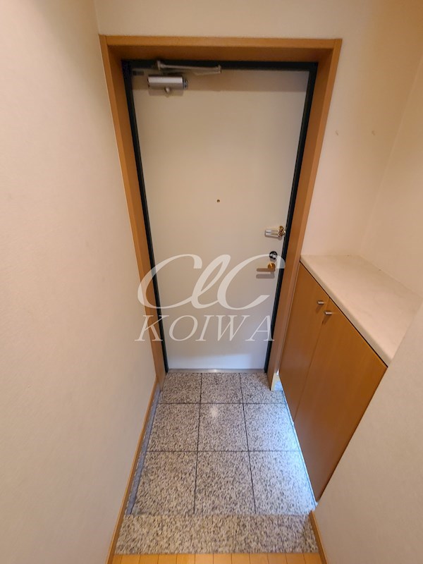 JEWEL　COURT　C棟  玄関