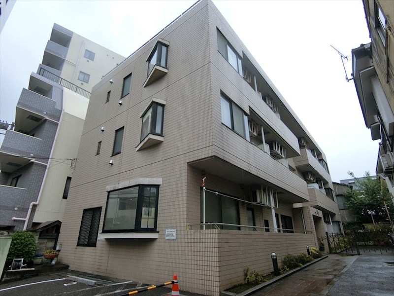 アゼリア動坂 外観