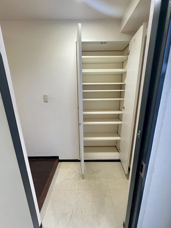 いずみマンション 玄関