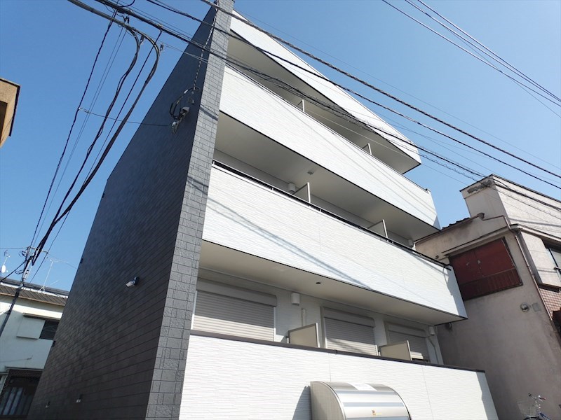 メゾンハイウエイ五反野 外観
