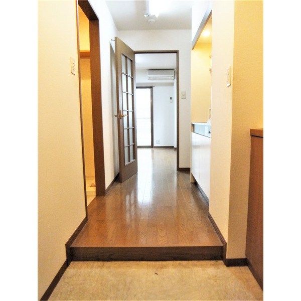 大和商住ビル 玄関