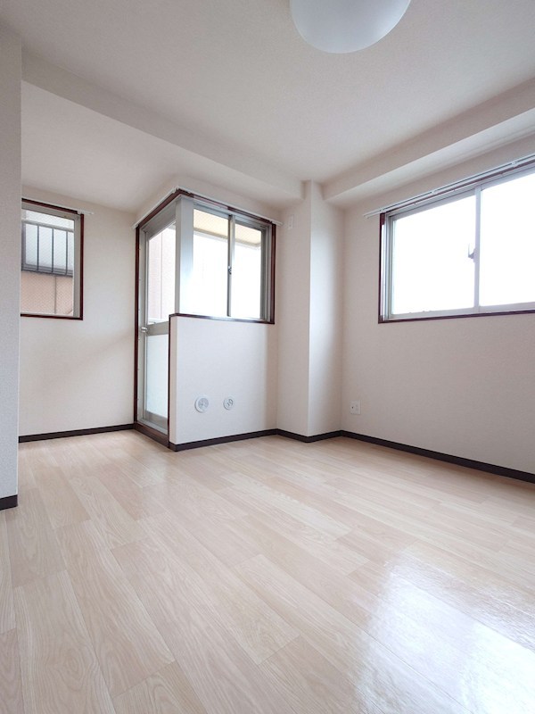 第一石山ビル ベッドルーム