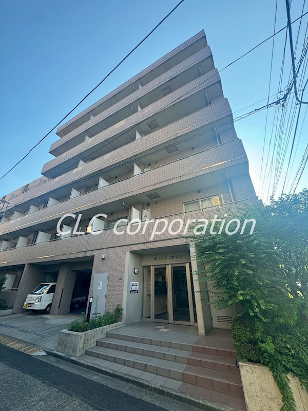 岡部ドエル参番館 外観