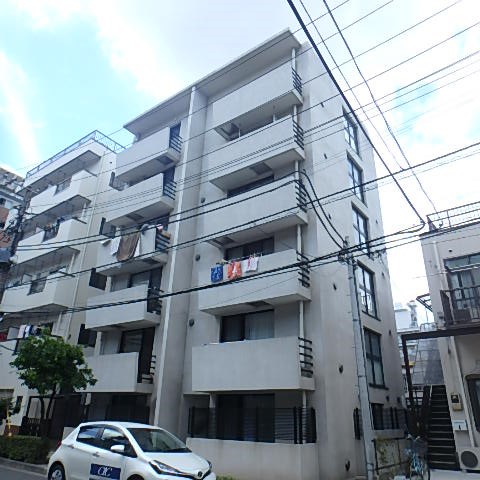 エストフルーヴ 外観