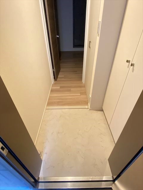 Ｍａｉｓｏｎ　ｄｅ　Ｈ 玄関