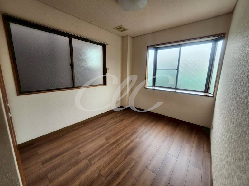 岩本ハイツ ベッドルーム