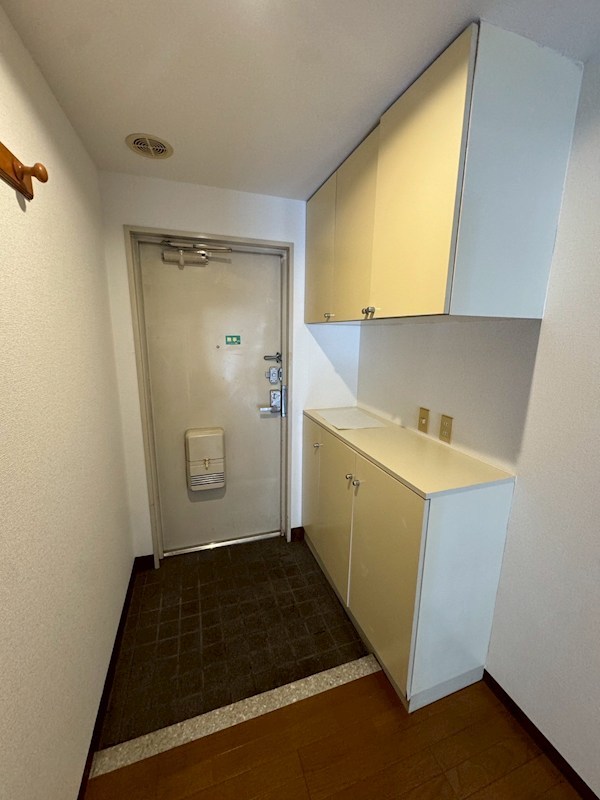 メトロハイツ東陽   玄関