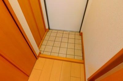 セカンドステージ 玄関