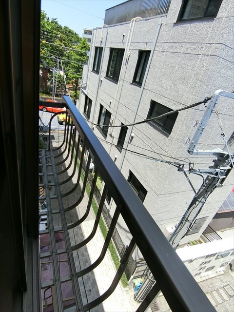 ハートフル上動   ベランダ