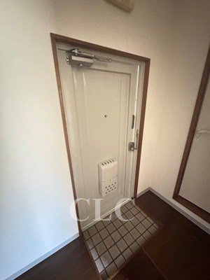 山本マンション  玄関