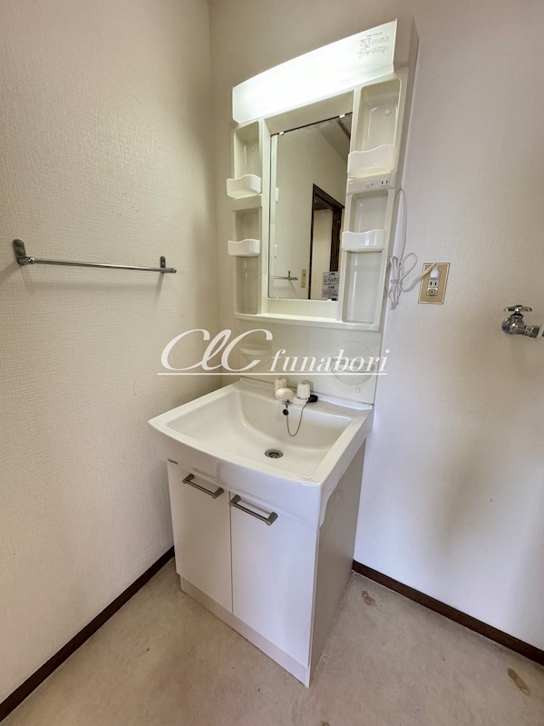 リヴランムラヨシ その他4