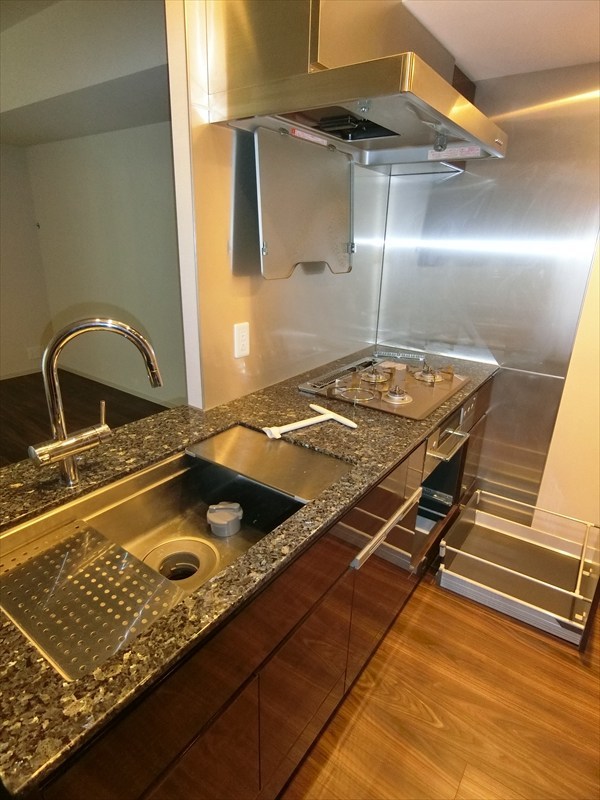 ミレアコート銀座プレミア キッチン