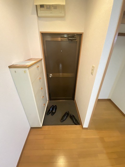 野原ビル 玄関