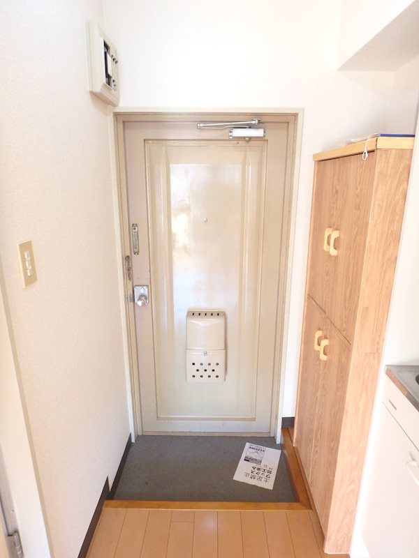 カーサカトレア   玄関