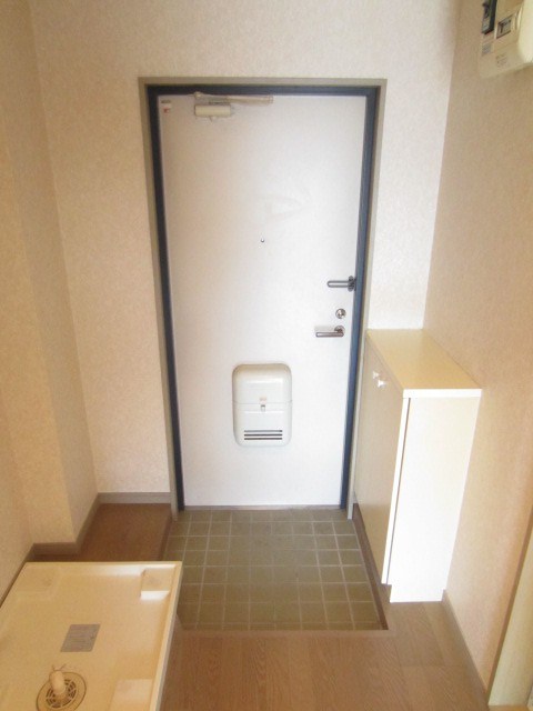 シャトーパール 玄関