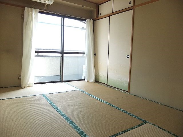 メゾンリエール  ベッドルーム