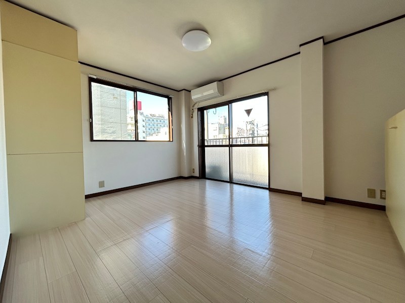 Ｋ＆Ｈ リビング