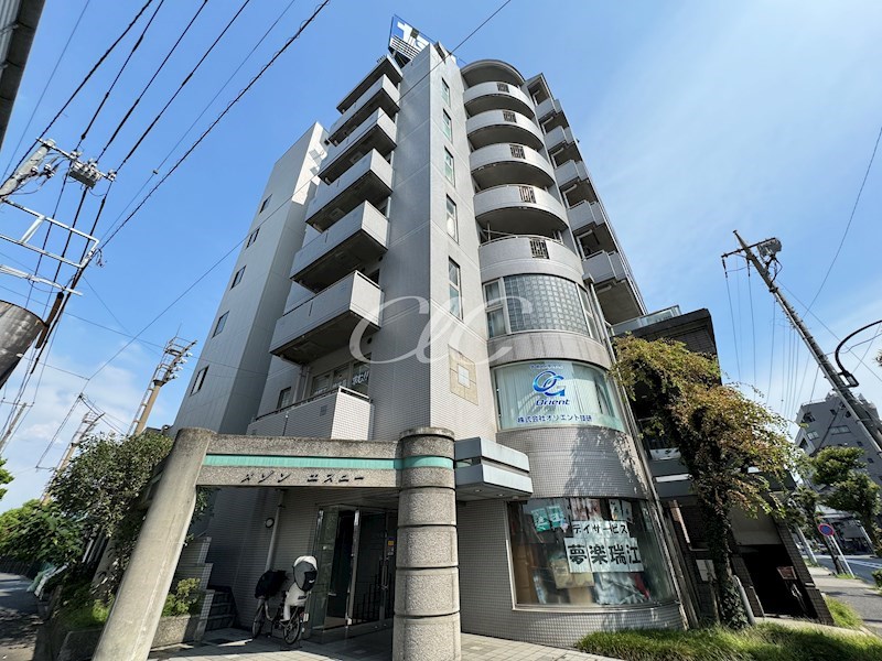 メゾンエスユー 601号室 外観