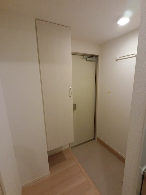 セレシェイラ壱番館 玄関