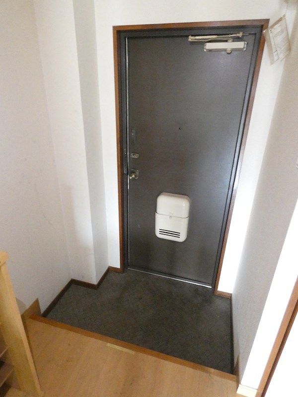 八広サンハイツ 玄関