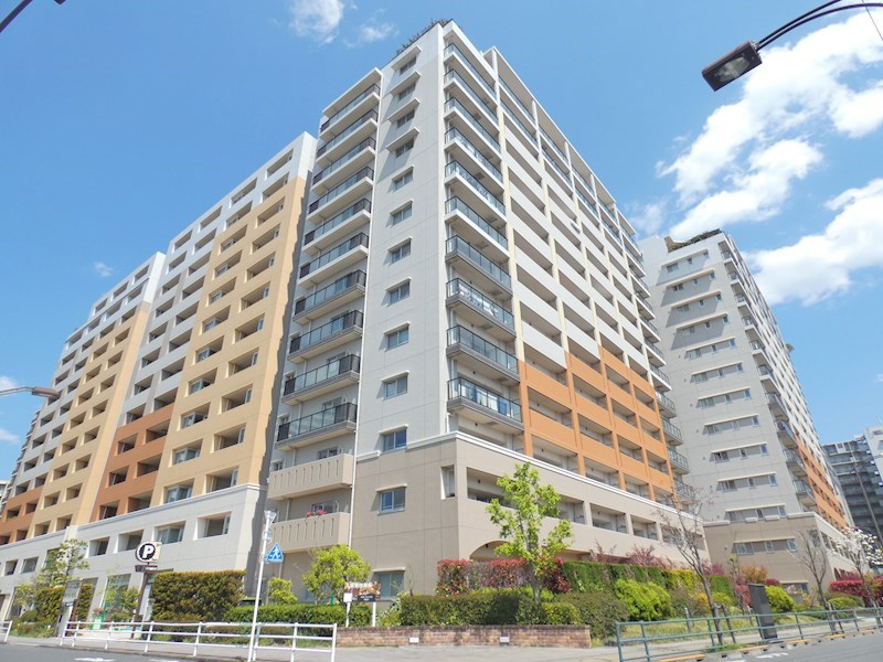 ロイヤルパークス西新井 外観