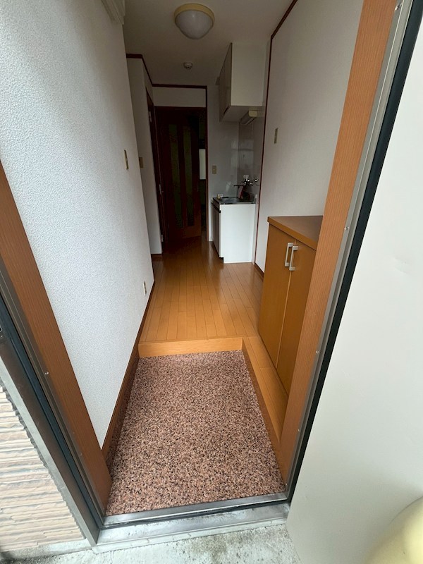 荒川ハイツ 玄関