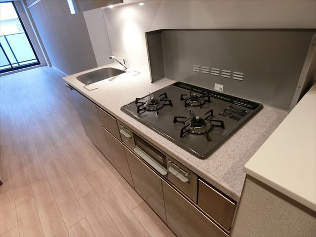 プラウドフラット三越前イースト キッチン