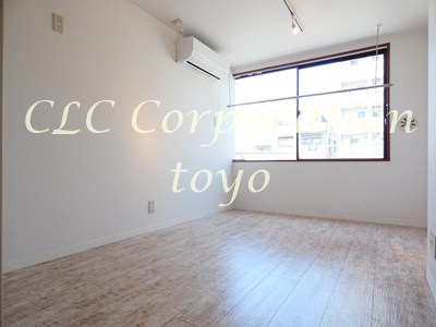 リバーストーン リビング