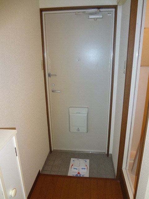 ハイツラフィーネ 玄関
