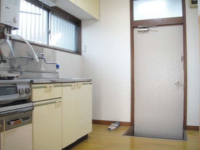楓荘 玄関