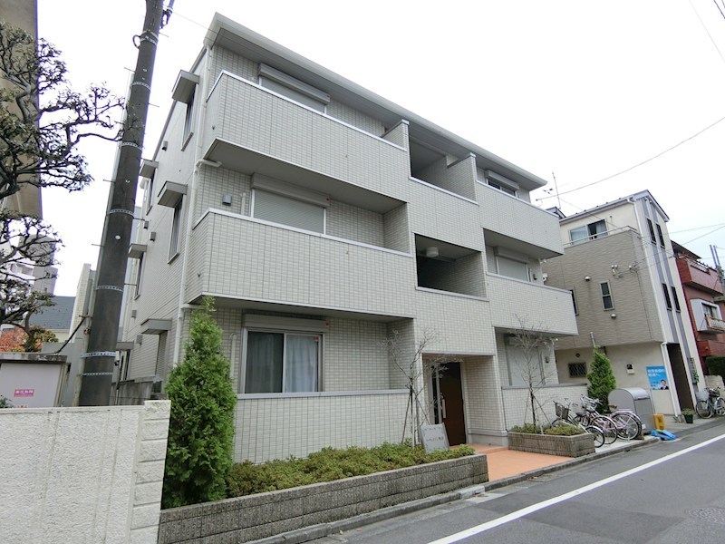 パーチェメゾン明日香 外観