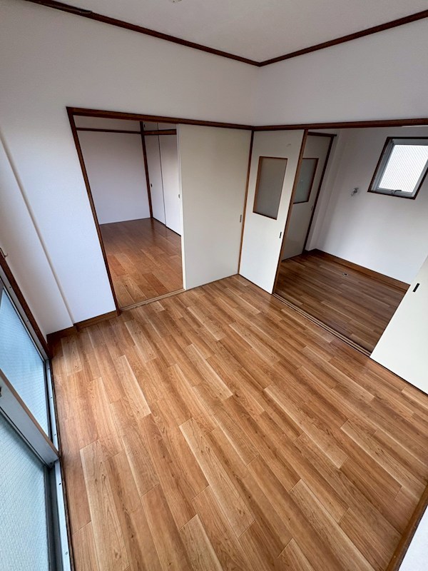 ホワイトハイツ ベッドルーム