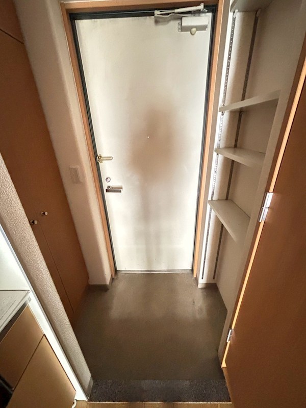 モーニング 玄関