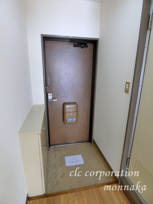 ベルシオン金井 玄関