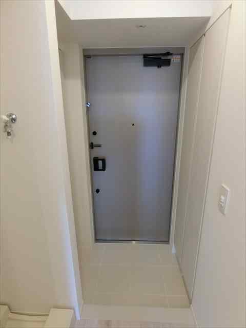 ライオンズフォーシア清澄白河    玄関