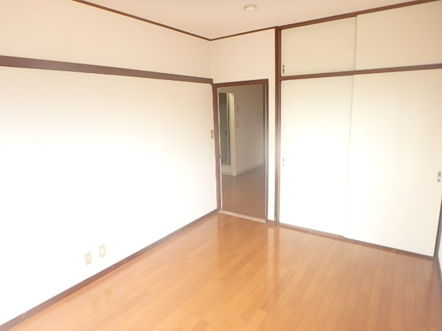 ワイツハイム ベッドルーム