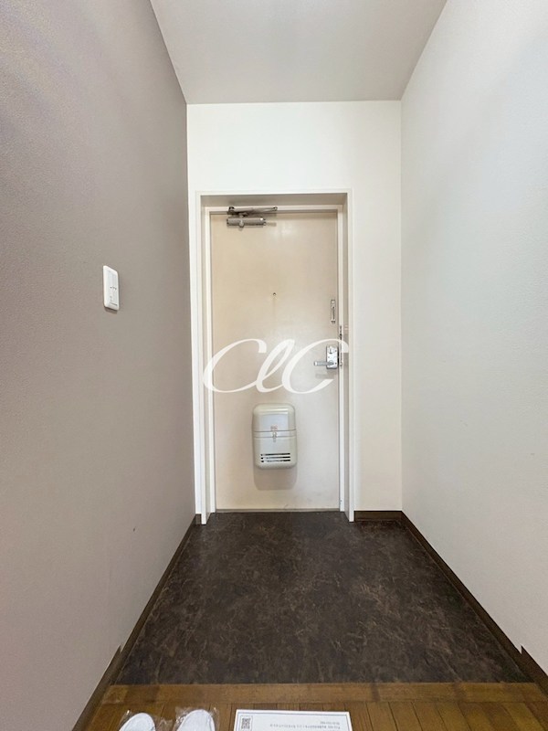 アロー一之江48番館 玄関