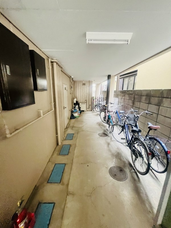 ドエル・サツミ その他4