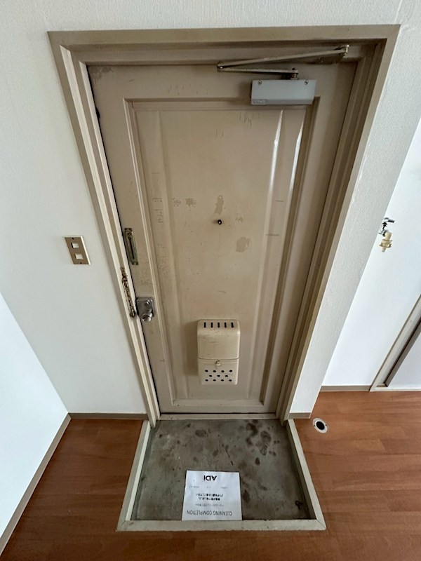 ドエル・サツミ 玄関