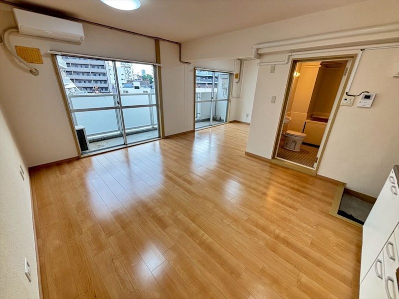 鶯谷永谷マンション リビング