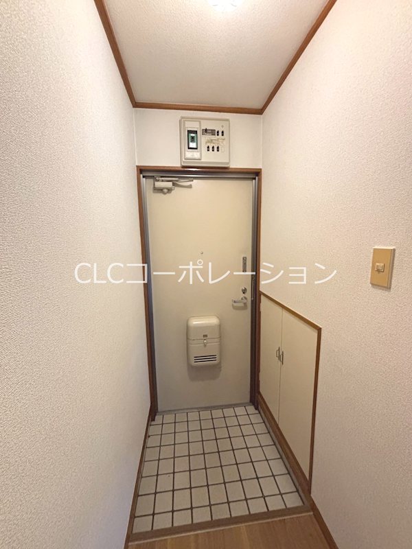 プリメーラ綾瀬 玄関