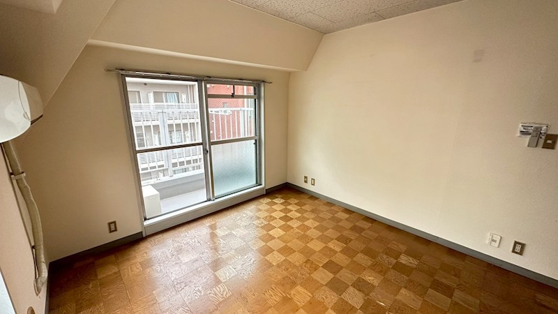 長秀ビル ベッドルーム